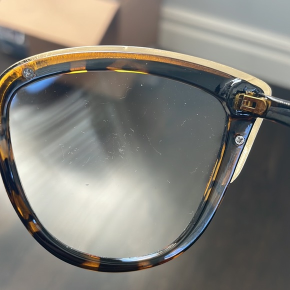 Set of 2 brown tortoise glasses 1 clear lens NWT the other are+2.00 blue light - Picture 5 of 16